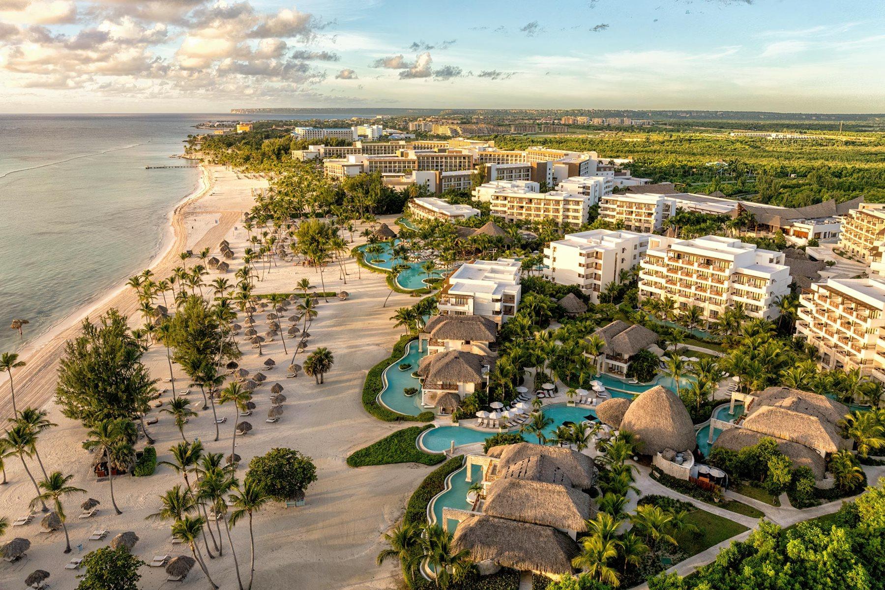 Secrets Cap Cana Resort & Spa Airport Pickup: Pre-Book vs. Arran...
