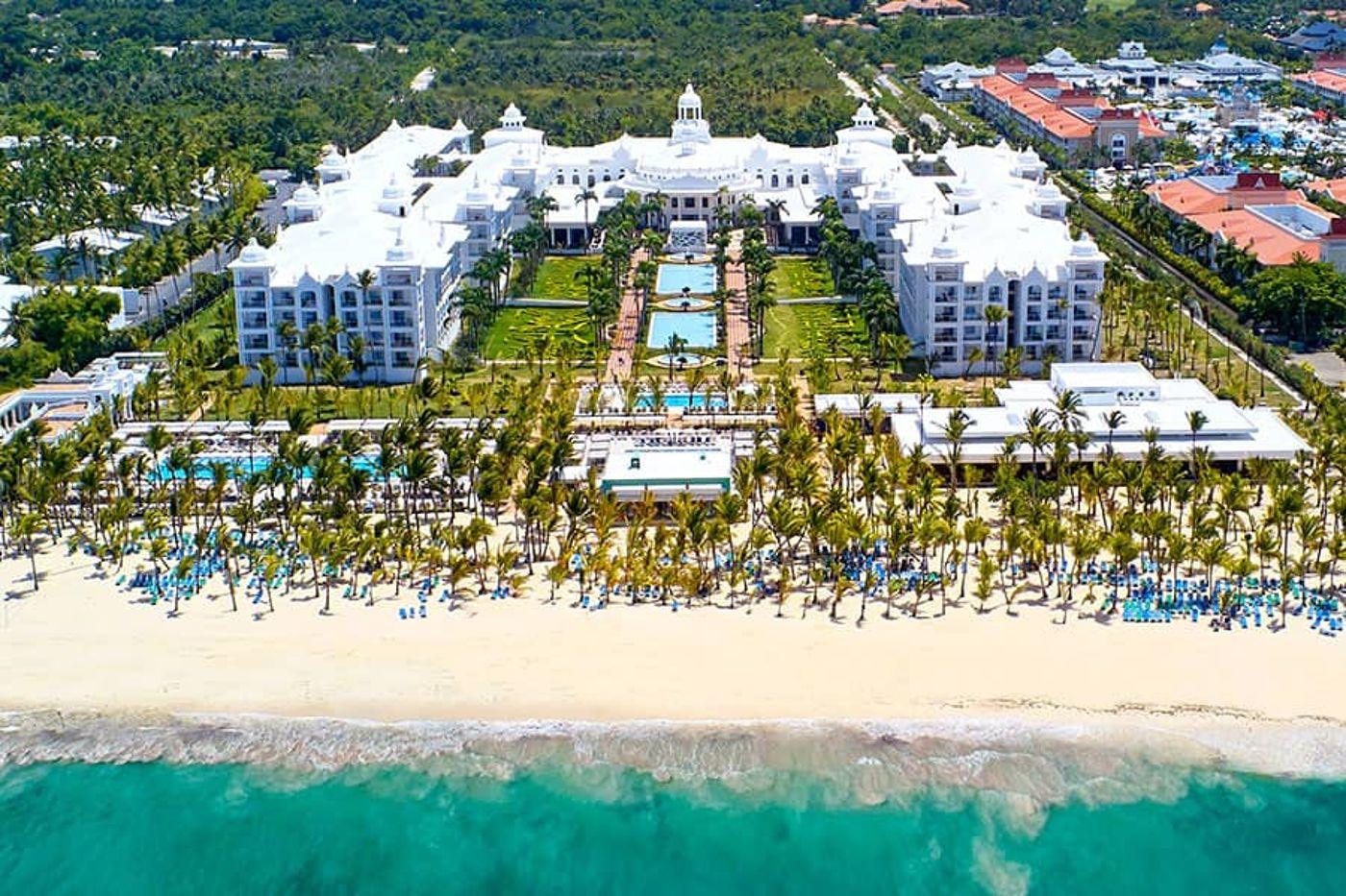 Family Airport Transfer to Bavaro Beach Hotels (RIU, Barceló, Me...