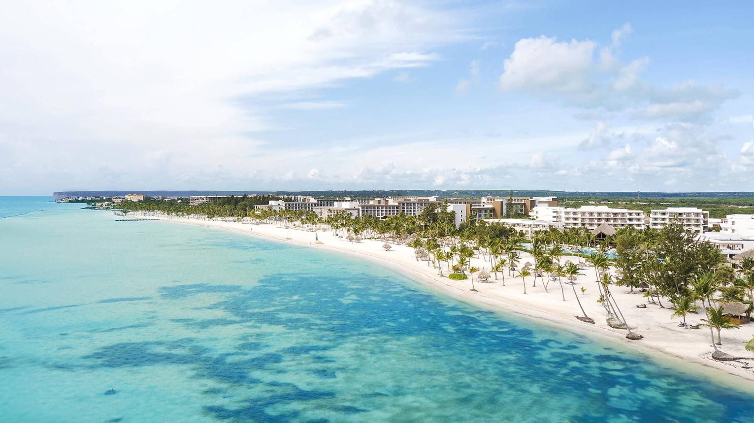 SUV vs Van: Best Vehicle for Transfer to Margaritaville Cap Cana